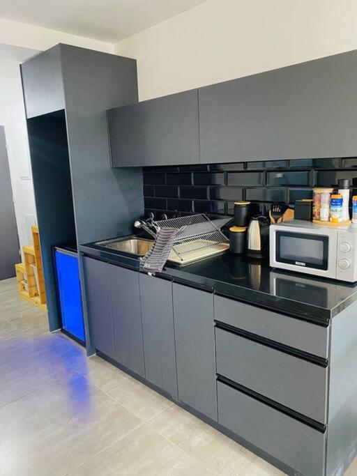 Lovely Flat In The Center 36 Leilighet Tel Aviv Eksteriør bilde